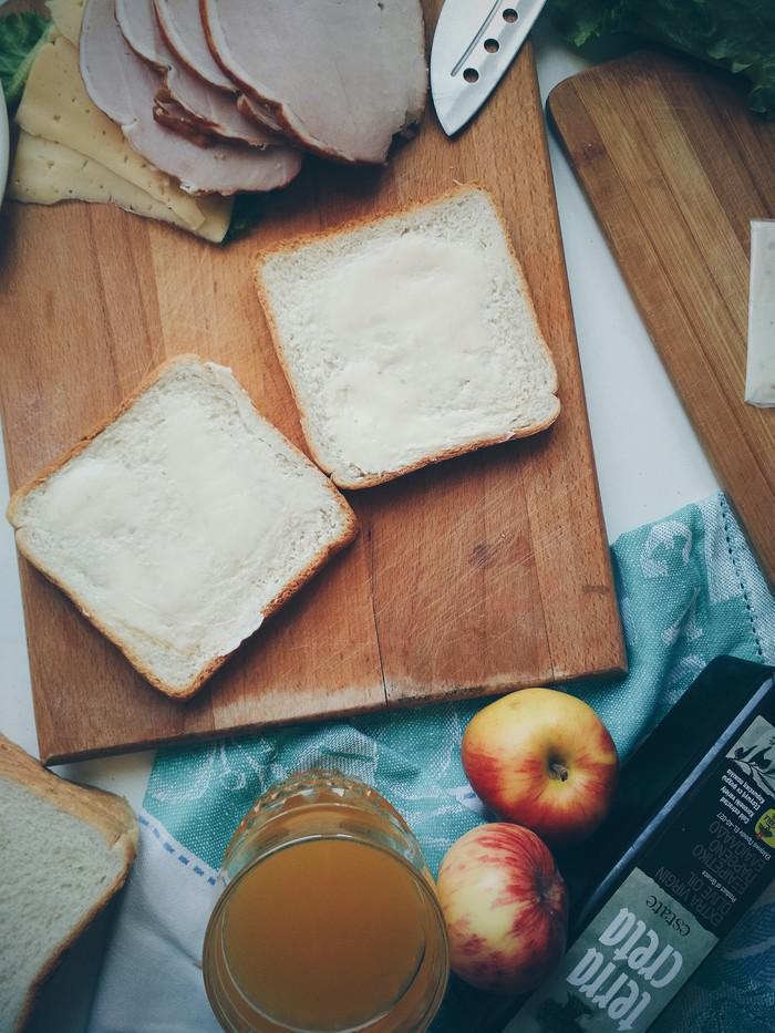 "Клаб-сэндвич" на завтрак — приготовь для любимой! | 2