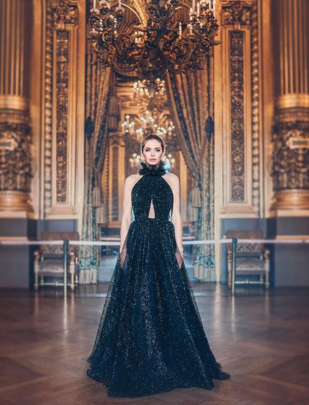 Вера Брежнева на сказочной фотосессии в Париже примерила несколько роскошных платьев | 7