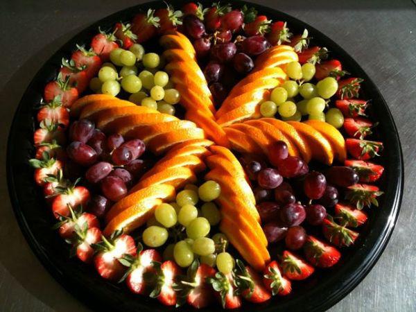 Простые, но красивые варианты фруктовой нарезки | 10