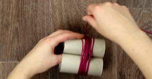 Что можно сделать при помощи рулонов от туалетной бумаги из ненужной пряжи | 2