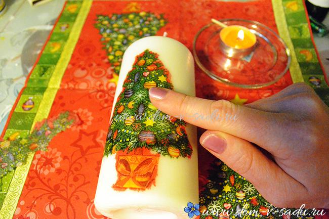 Невероятно красивый новогодний сувенир из обычной свечи и салфетки — попробуйте повторить! | 6