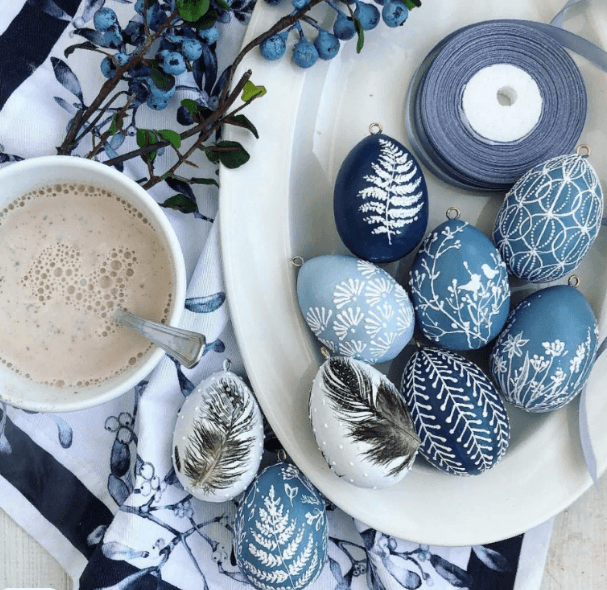 Как раскрасить яйца на Пасху, 40 идей | 26